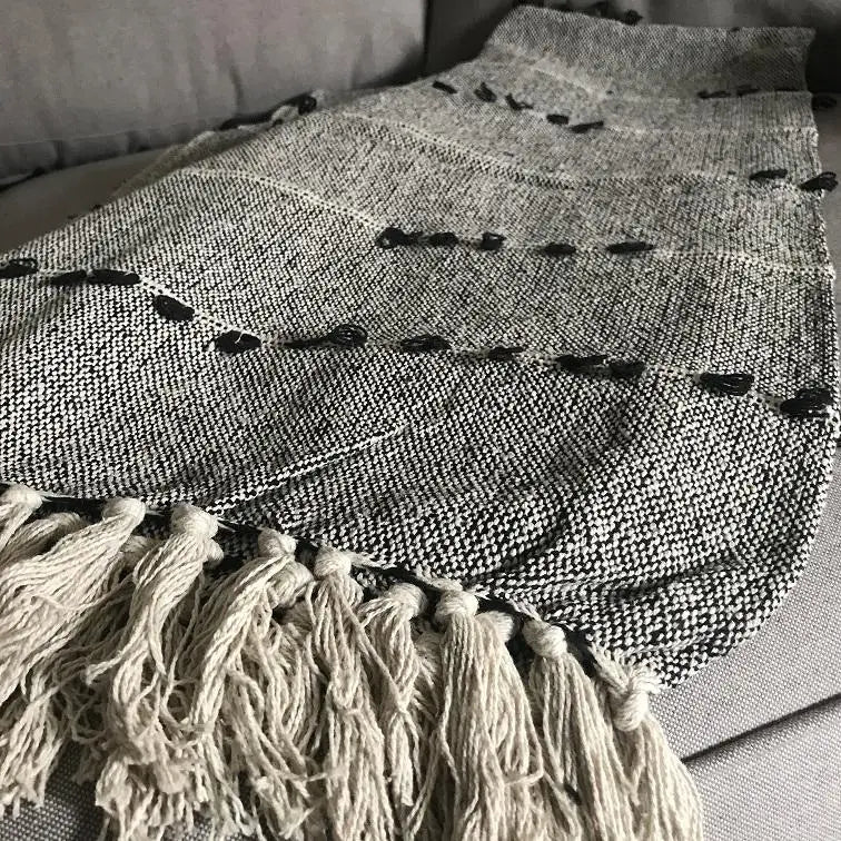 Embroidered Cotton Throw Blanket with Tassels – Beige & Black (50" x 70")